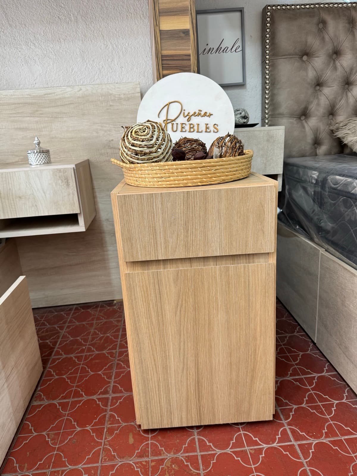 Mesa de Luz Clásica en ambiente